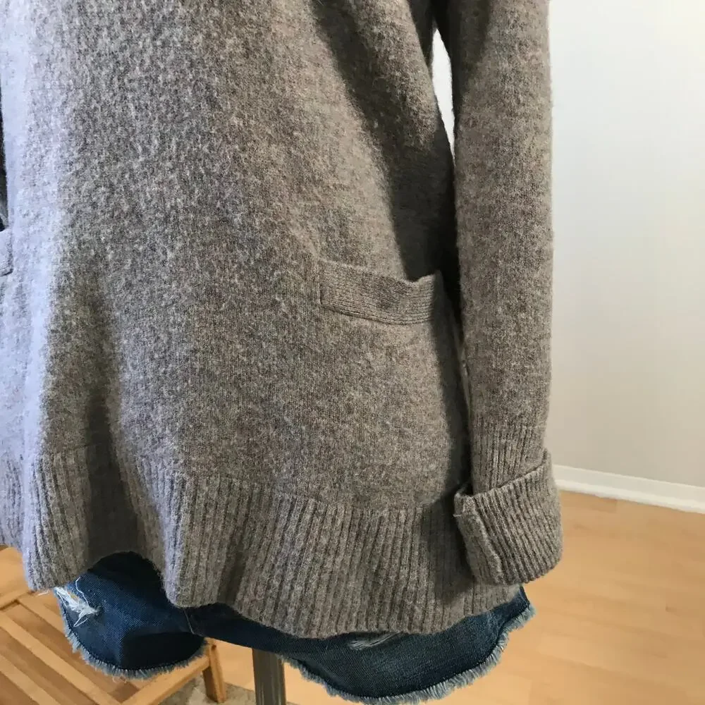 J. Crew • V Neck Front Pocket Tunic Sweater